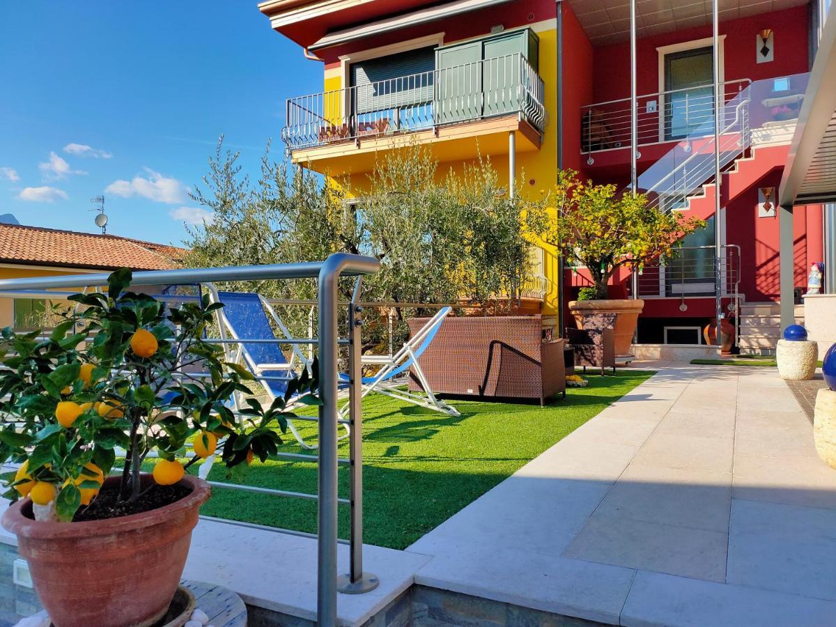 Garda Dreams Apartment Torri Del Benaco Exteriér fotografie