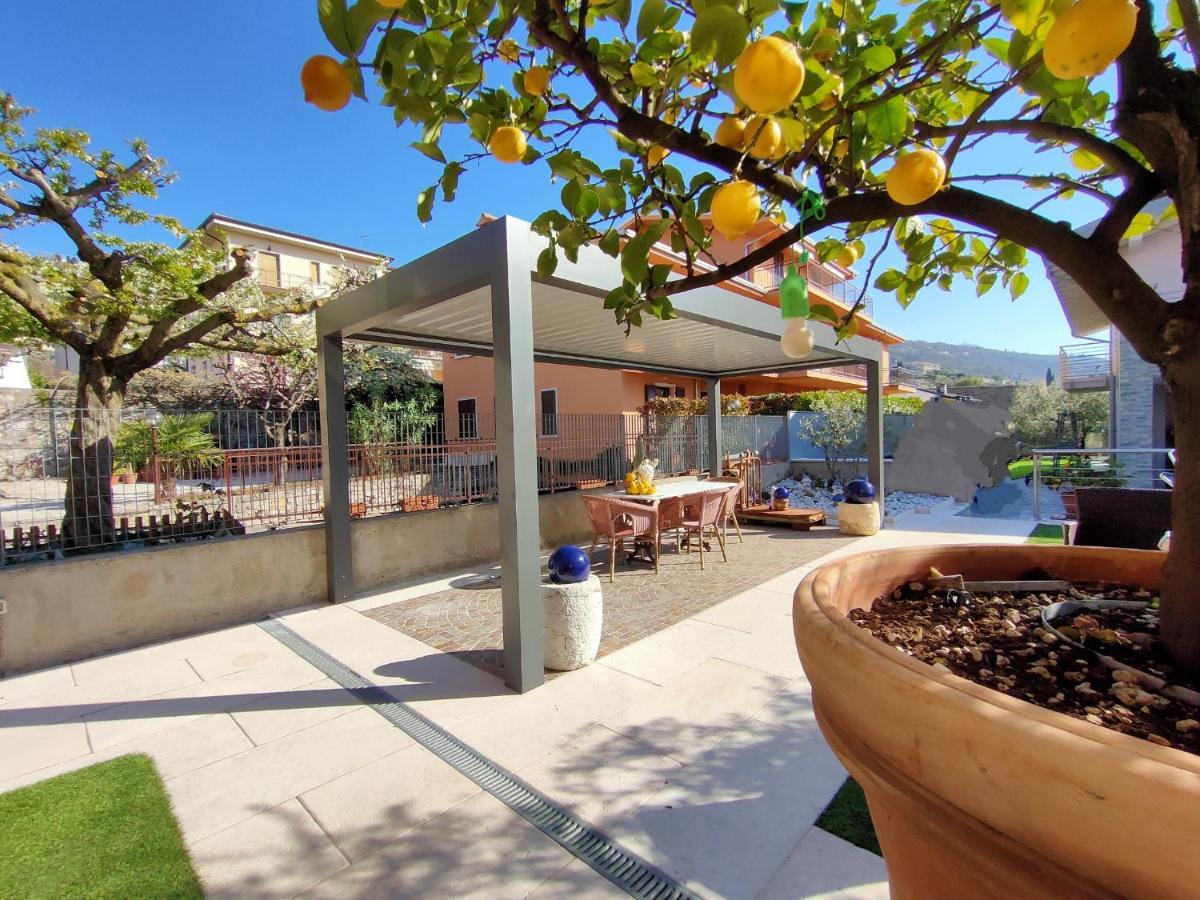 Garda Dreams Apartment Torri Del Benaco Exteriér fotografie