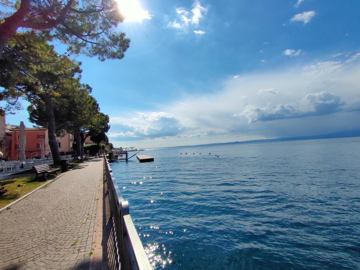 Garda Dreams Apartment Torri Del Benaco Exteriér fotografie