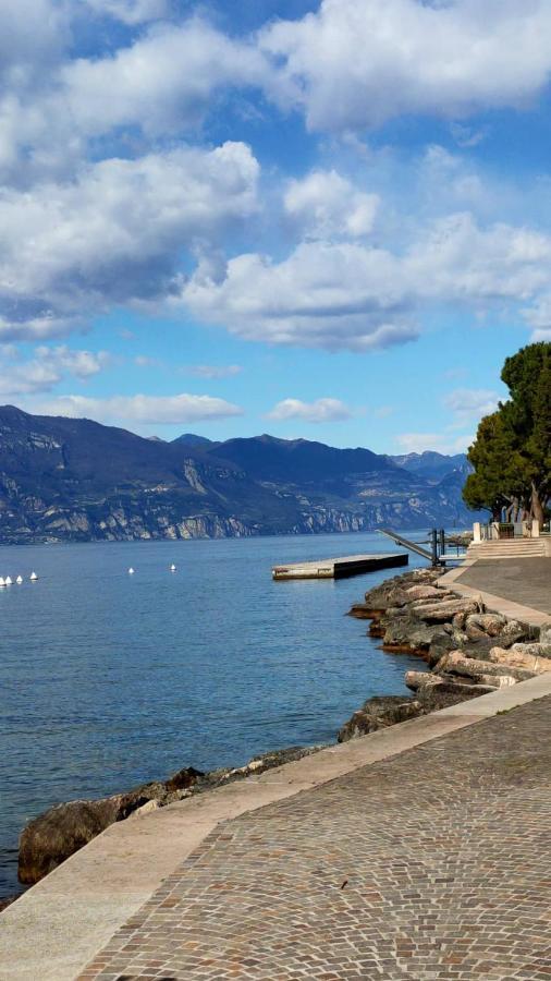 Garda Dreams Apartment Torri Del Benaco Exteriér fotografie