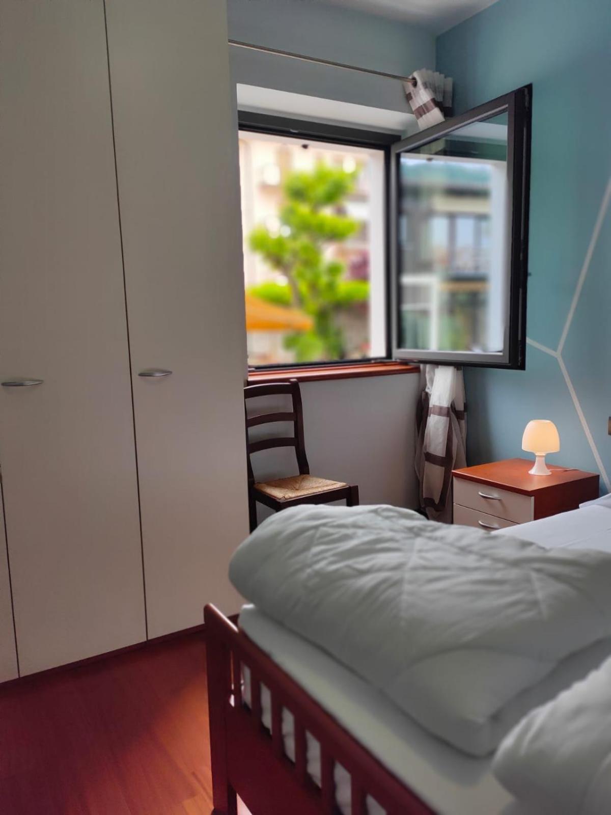 Garda Dreams Apartment Torri Del Benaco Exteriér fotografie