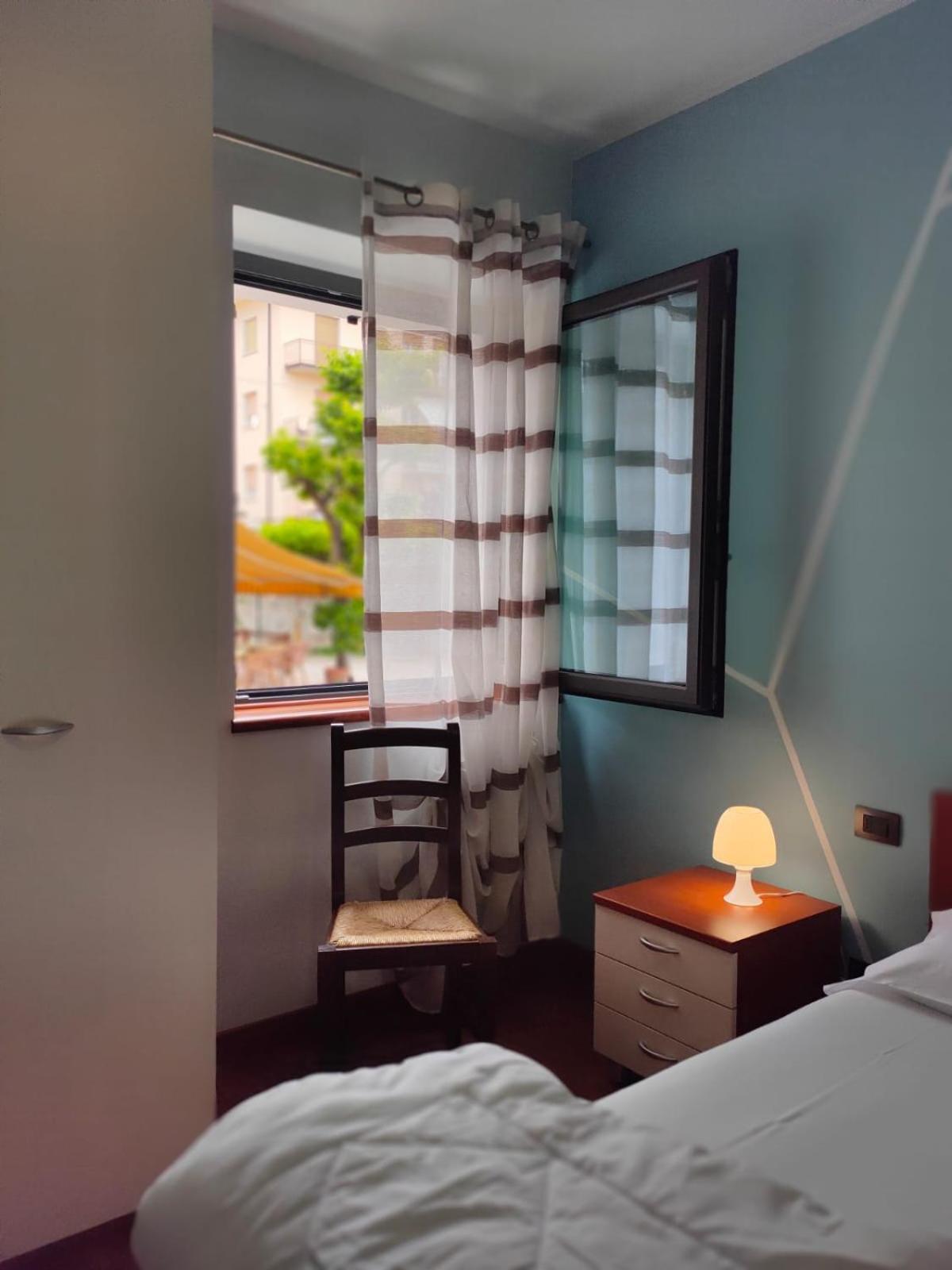 Garda Dreams Apartment Torri Del Benaco Exteriér fotografie