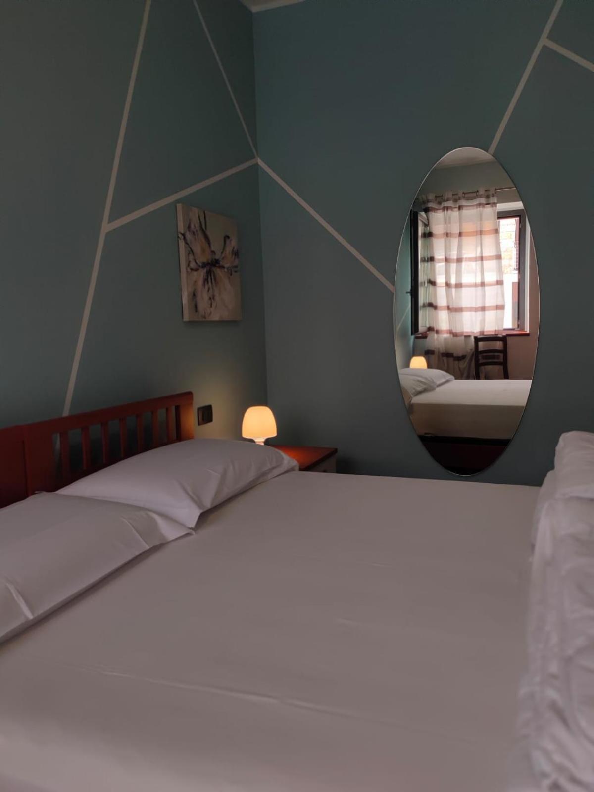 Garda Dreams Apartment Torri Del Benaco Exteriér fotografie